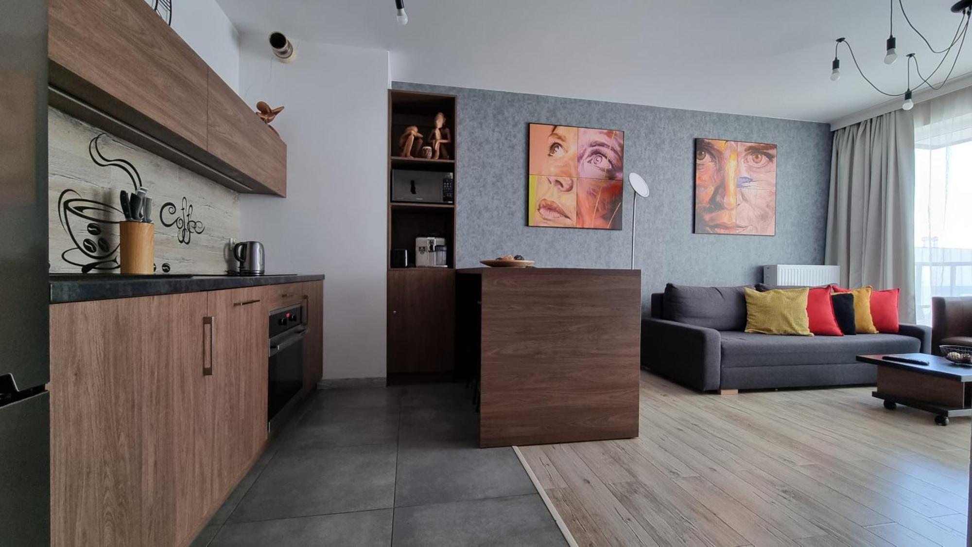 Q Apart Gold- Klimatyzowany 3 Pokojowy Apartament Przy Manufakturze Z Garazem Gratis, Fv Лодз Екстериор снимка